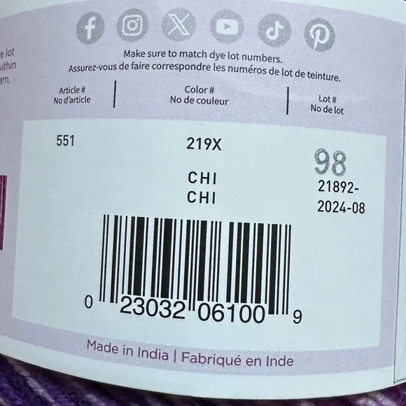 Mandala Ombre’ in Chi colorway Acrylic yarn New 🔥 - Picture 5 of 6